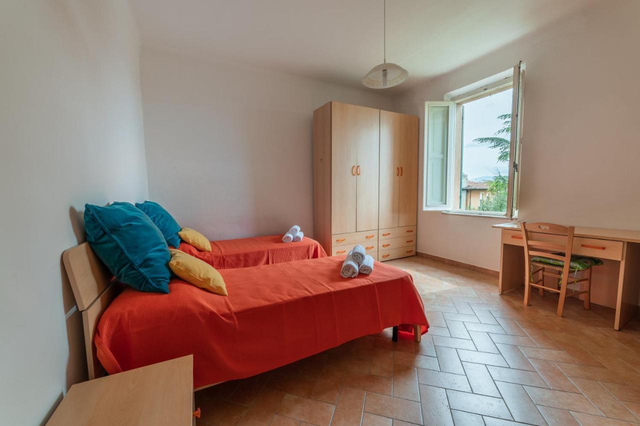 Appartamento Del Divin Pittore Urbino Luaran gambar